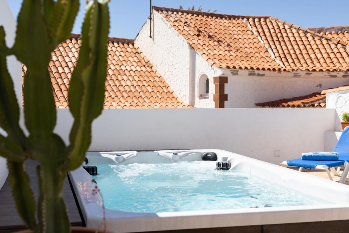 Casa Naranja - Heated Pool - Bbq - Terrace - Free Wifi - Child & Pet-Friendly - 3 Bedrooms - 6 People Poris de Abona Esterno foto