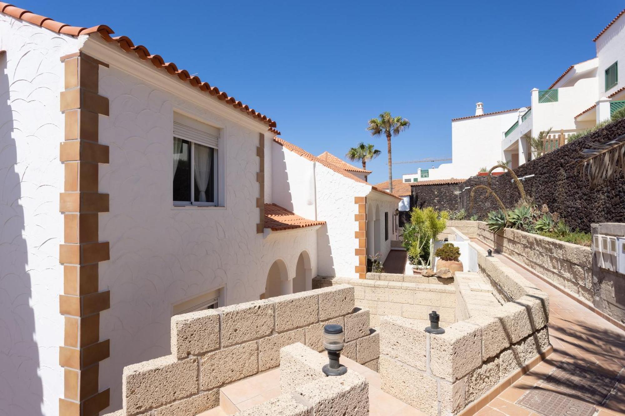 Casa Naranja - Heated Pool - Bbq - Terrace - Free Wifi - Child & Pet-Friendly - 3 Bedrooms - 6 People Poris de Abona Esterno foto