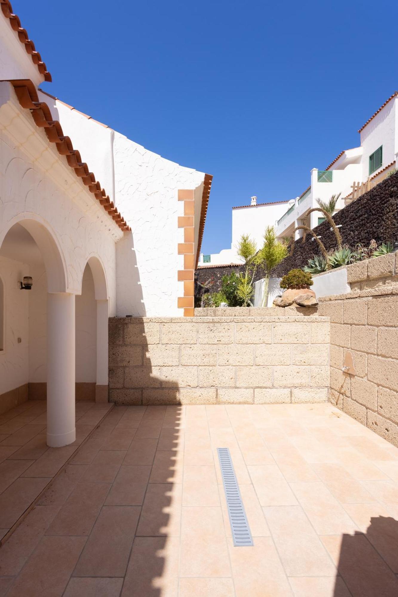 Casa Naranja - Heated Pool - Bbq - Terrace - Free Wifi - Child & Pet-Friendly - 3 Bedrooms - 6 People Poris de Abona Esterno foto