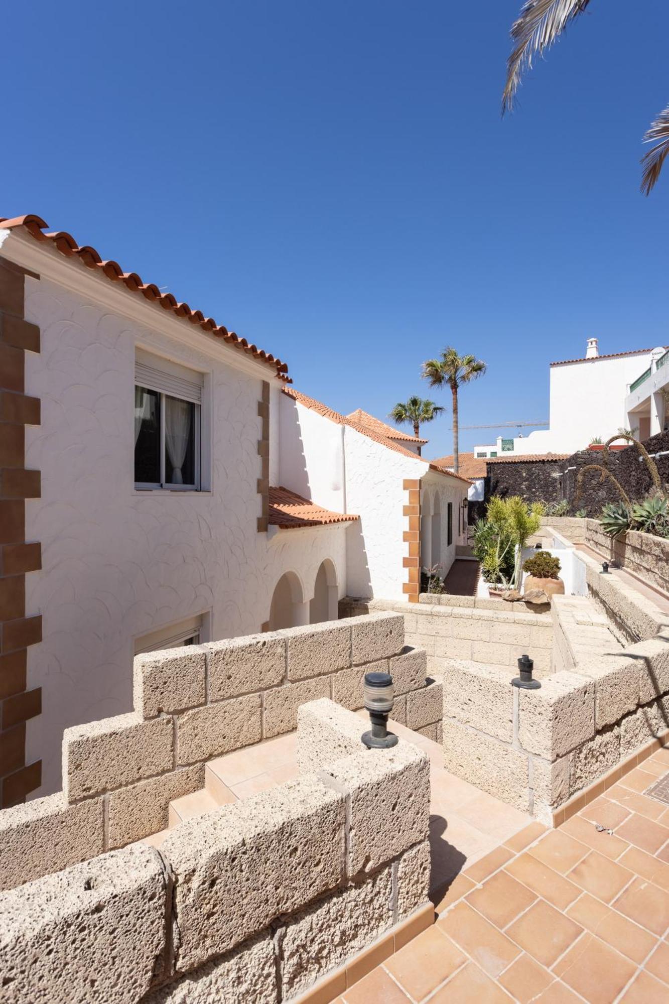 Casa Naranja - Heated Pool - Bbq - Terrace - Free Wifi - Child & Pet-Friendly - 3 Bedrooms - 6 People Poris de Abona Esterno foto
